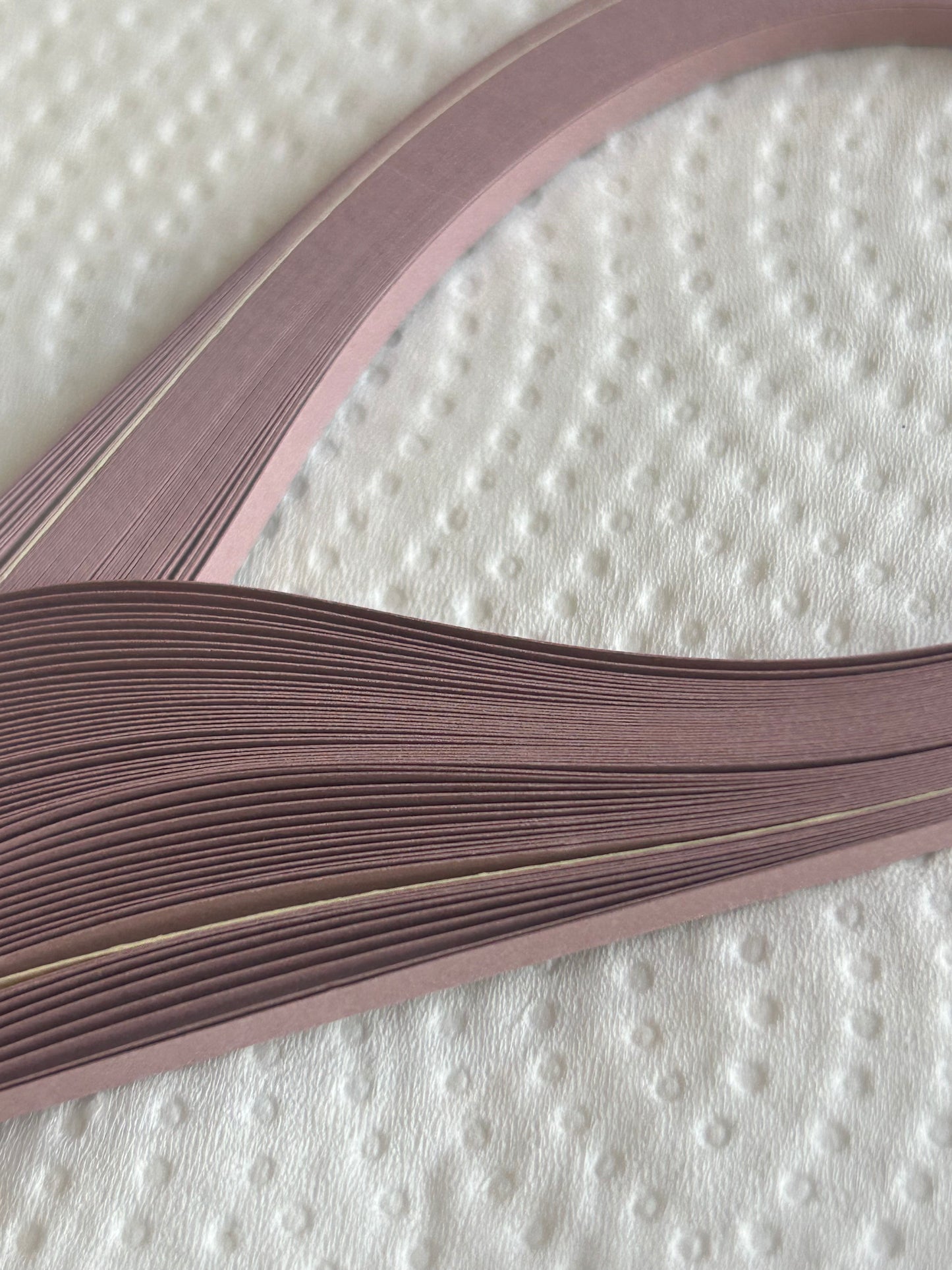 Blush 3mm quilling paper