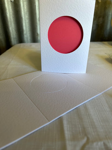 3 panel card with circle aperture, textured finish, pack of 10