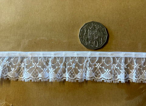 Lace Trim / White 32mm