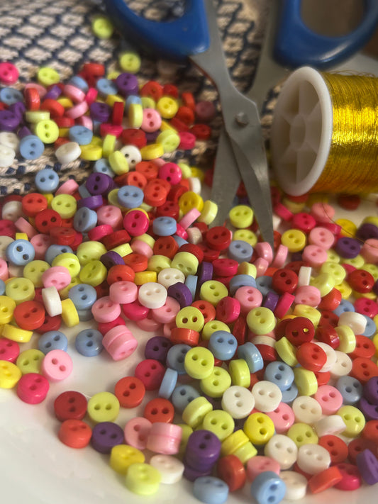 6mm resin buttons assorted colours, approx 50 per pack